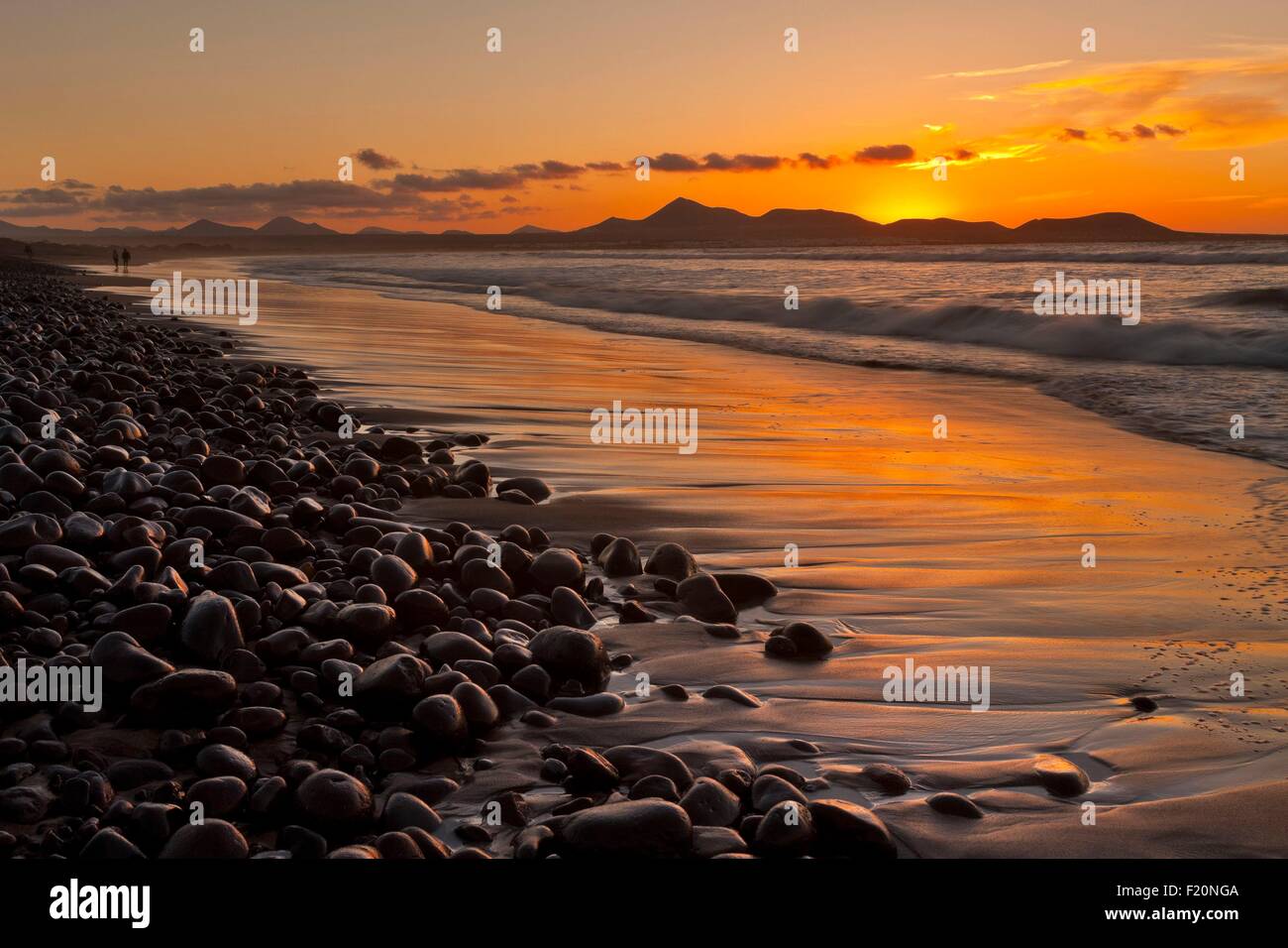 Spanien, Kanaren Inseln, Lanzarote Insel, Strand von Famara Stockfoto
