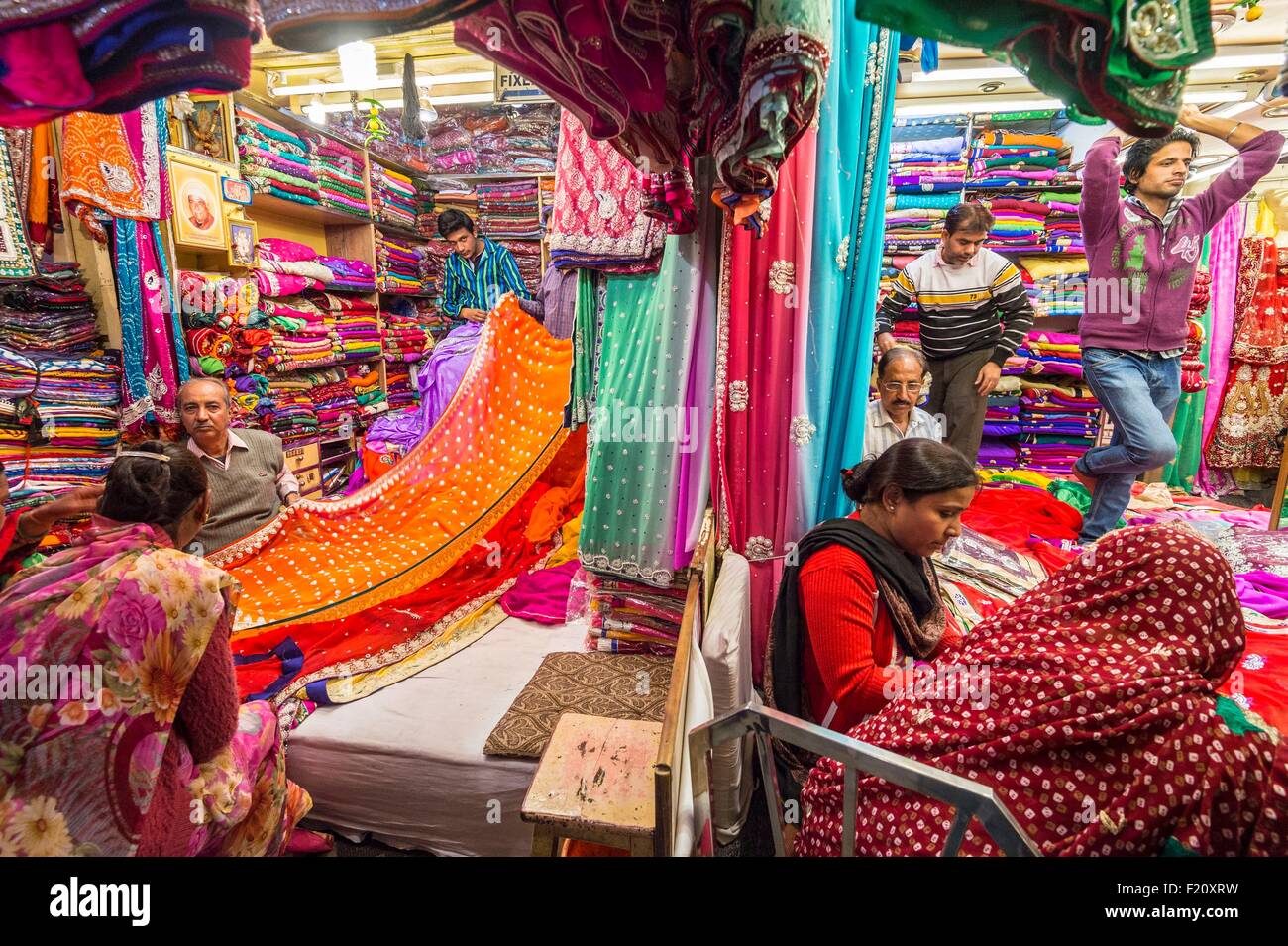 Indien, Rajasthan state, Jaipur, Johari-Bazar ist der Hauptmarkt für Saris Stockfoto