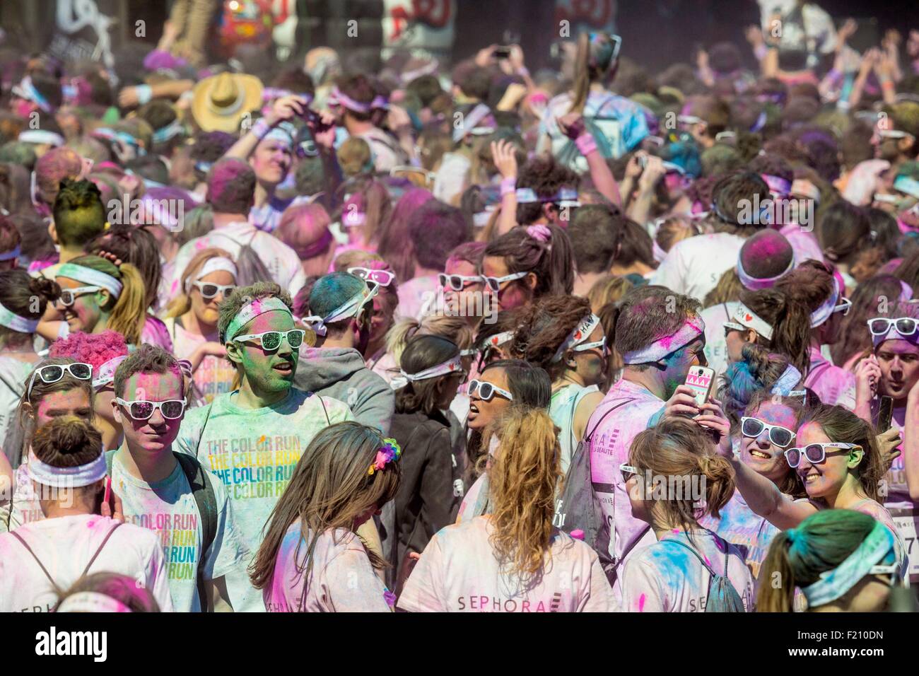 Frankreich, Paris, The Color Run ist der bunteste 5 km Rennen der Welt 19.04.2015 Stockfoto