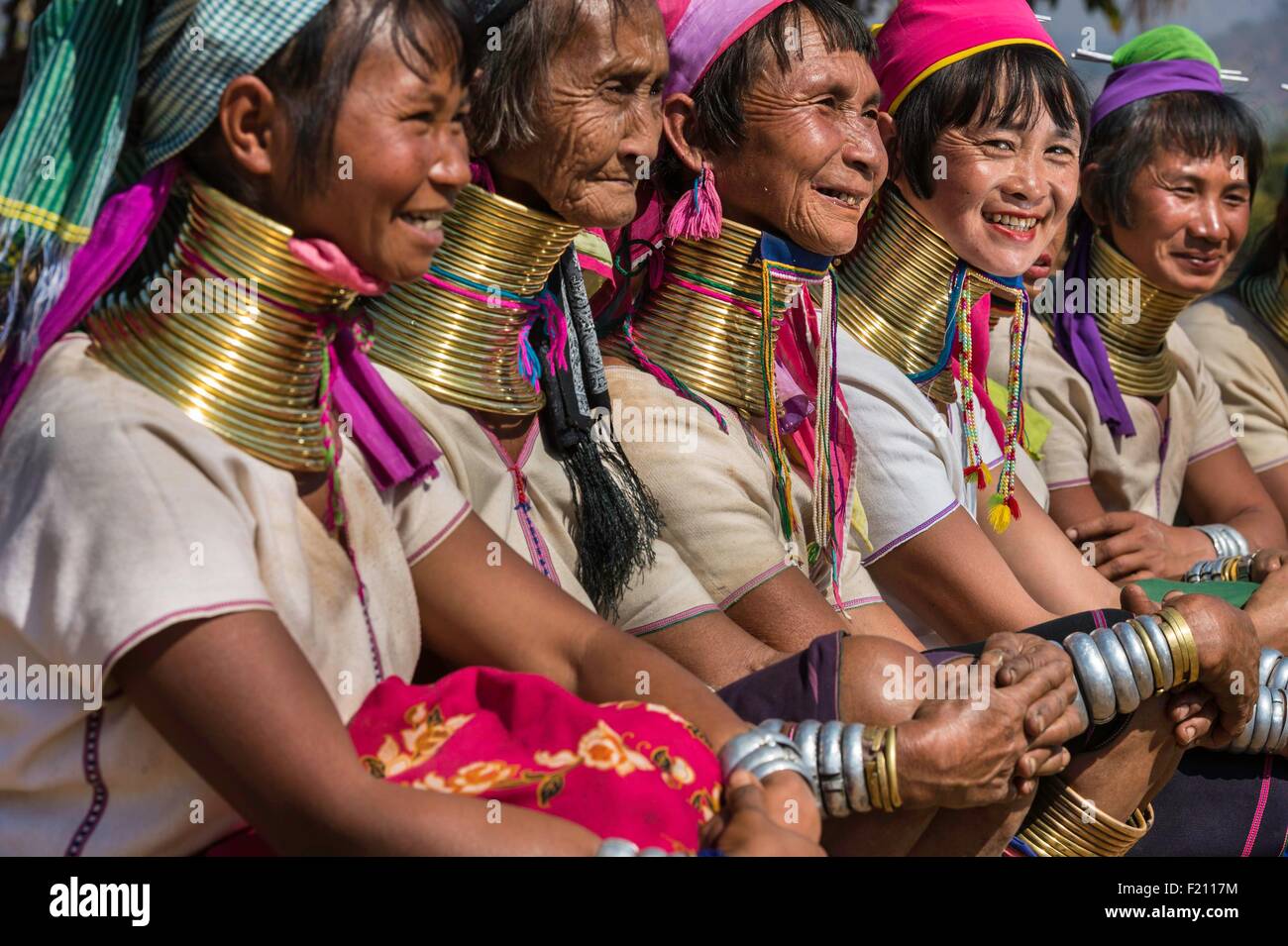 Myanmar (Burma), Kayah-Staat, Kayan Stamm (Padaung), Dau Ki (Pan Pat-Gruppe), Moe Nay, die älteste Frau der Stockfoto