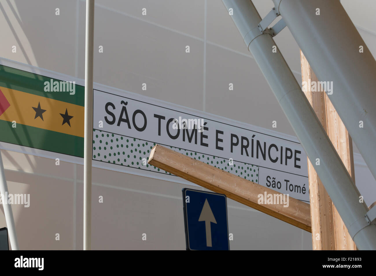 Mailand, Italien, 12. August 2015: Detail des São Tomé e Principe Pavillons auf der Messe Expo 2015 Italien. Stockfoto