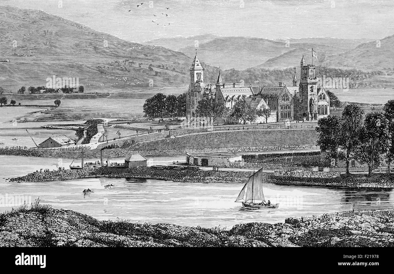 Ein 19th Jahrhundert Blick auf den Caledonian Canal eröffnet im Jahr 1822, in Fort Augustus am Ufer des Loch Ness. Der Kanal verbindet die schottische Ostküste bei Inverness mit der Westküste bei Corpach bei Fort William in Schottland. Der Kanal, der durch die schottischen Highlands in einer dramatischen Reihe von Schleusen, wurde im frühen neunzehnten Jahrhundert von schottischen Ingenieur Thomas Telford gebaut. Stockfoto