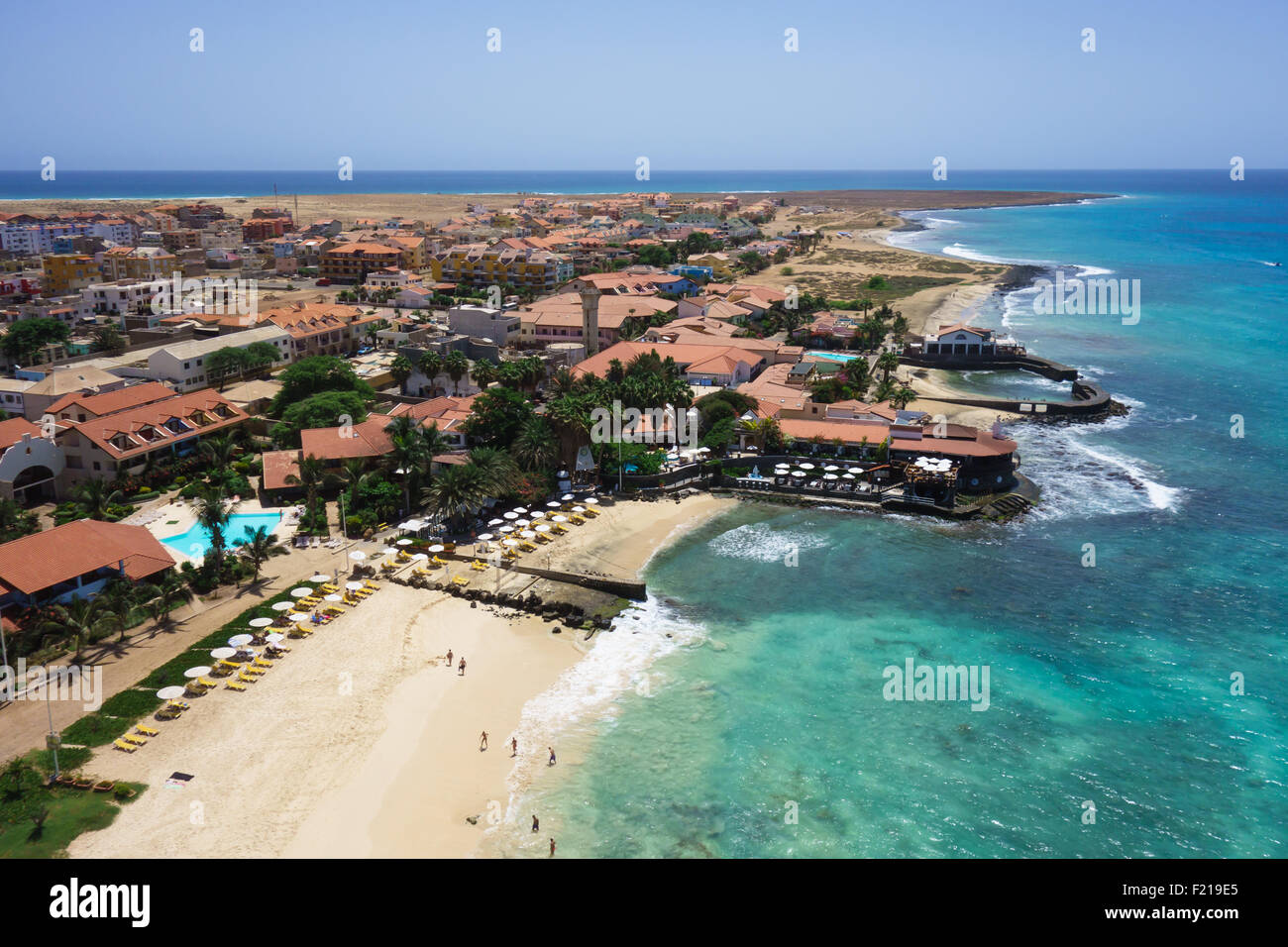 Cabo Verde Sal, Kap Verde Sal Kite Surfer Kite Surfen Vor Kitebeach Costa Da Fragata Santa Maria Sal Kap Verde Praia Da Fragata Afrika Stockfotografie Alamy : 5 reasons to choose hilton cabo verde sal resort.
