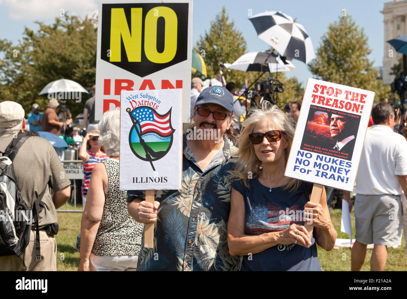 Washington DC, USA. 9. September 2015. Tea-Party-Mitglieder in den Tausenden rally auf dem West-Rasen von der US-Capitol, Donald Trump und Ted Cruz, der gegen den Iran Kernabkommen sprach zu unterstützen. Bildnachweis: B Christopher/Alamy Live-Nachrichten Stockfoto