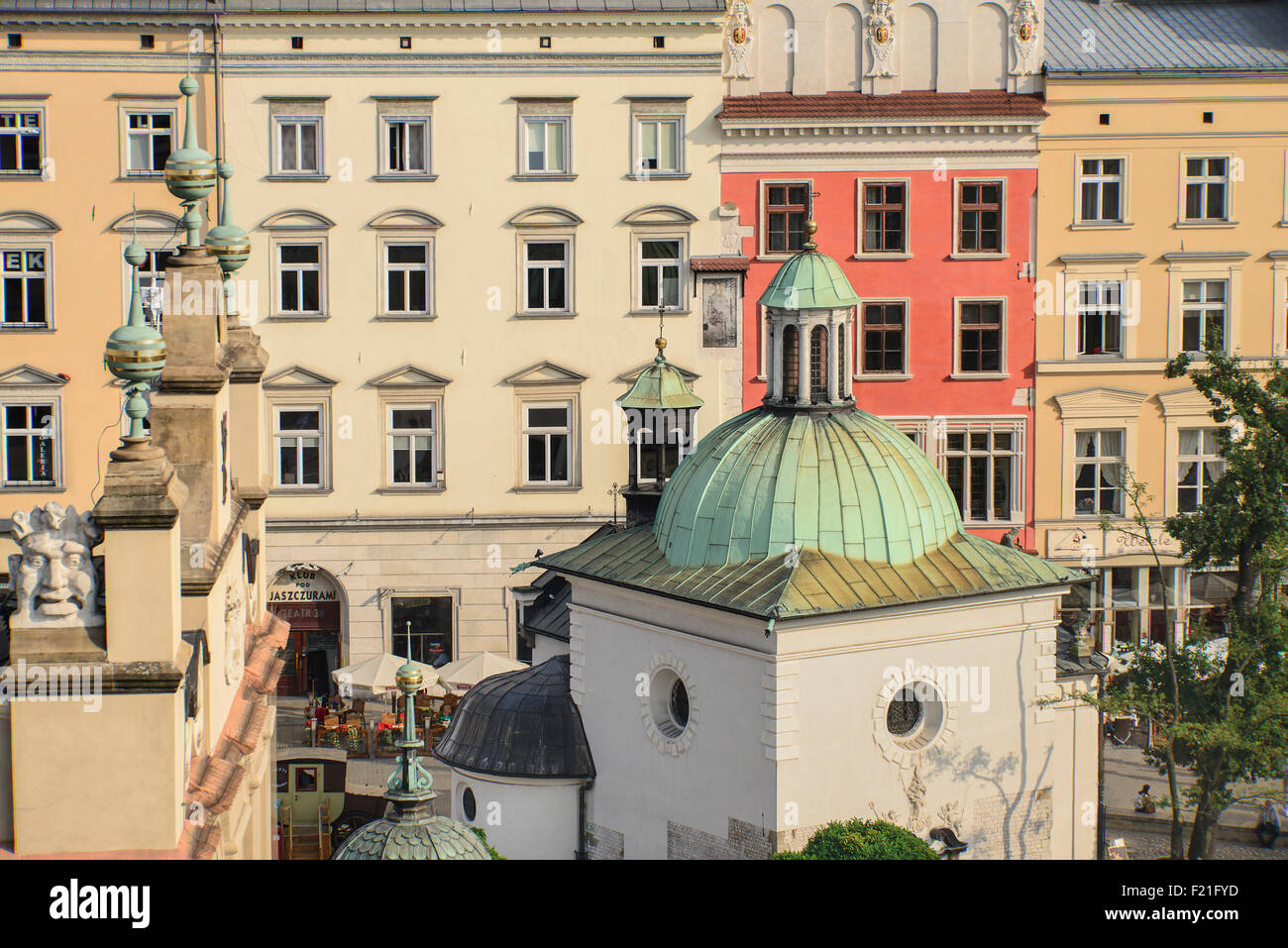 Polen, Krakau, Rynek Glowny oder Hauptmarkt, Kirche St. Adalbert von