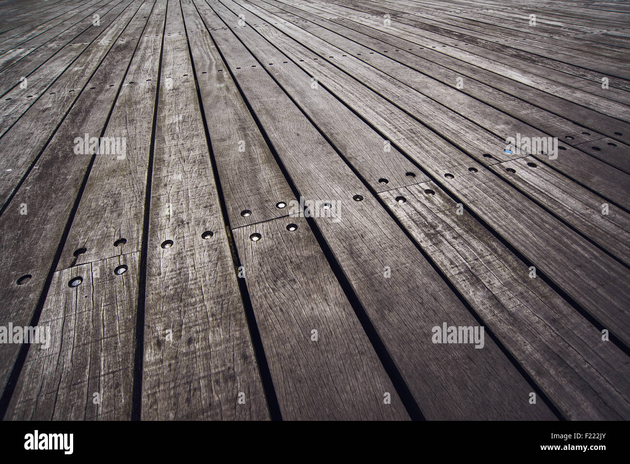 Rustikalen Holzboden Boardwalk Textur in Perspektive als Hintergrund Stockfoto