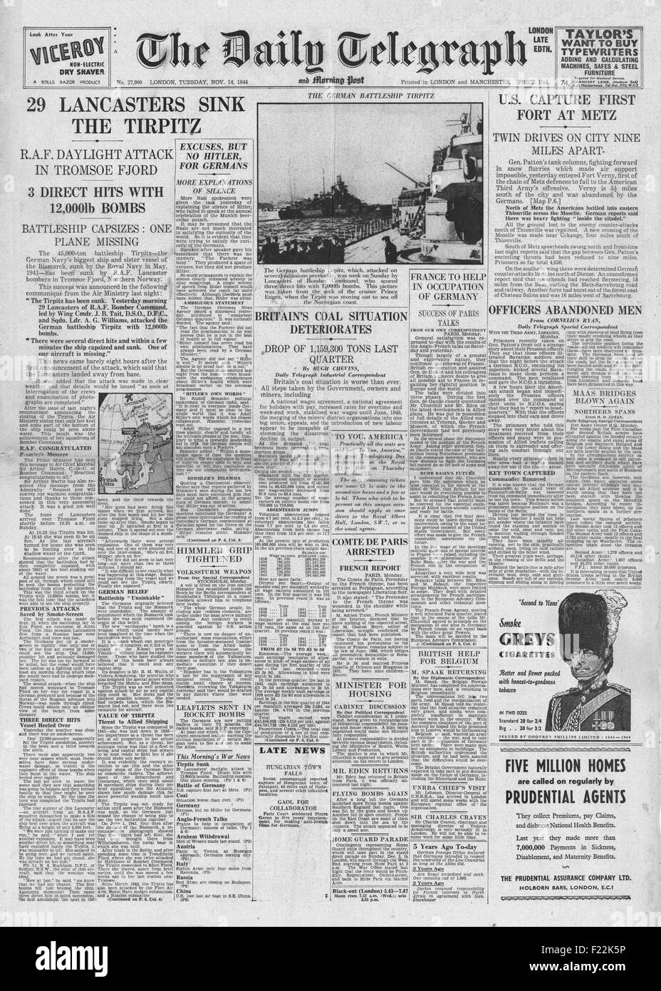 1944 daily Telegraph Titelseite der deutschen Schlachtschiff Tirpitz Berichterstattung RAF Lancasters sinken Stockfoto