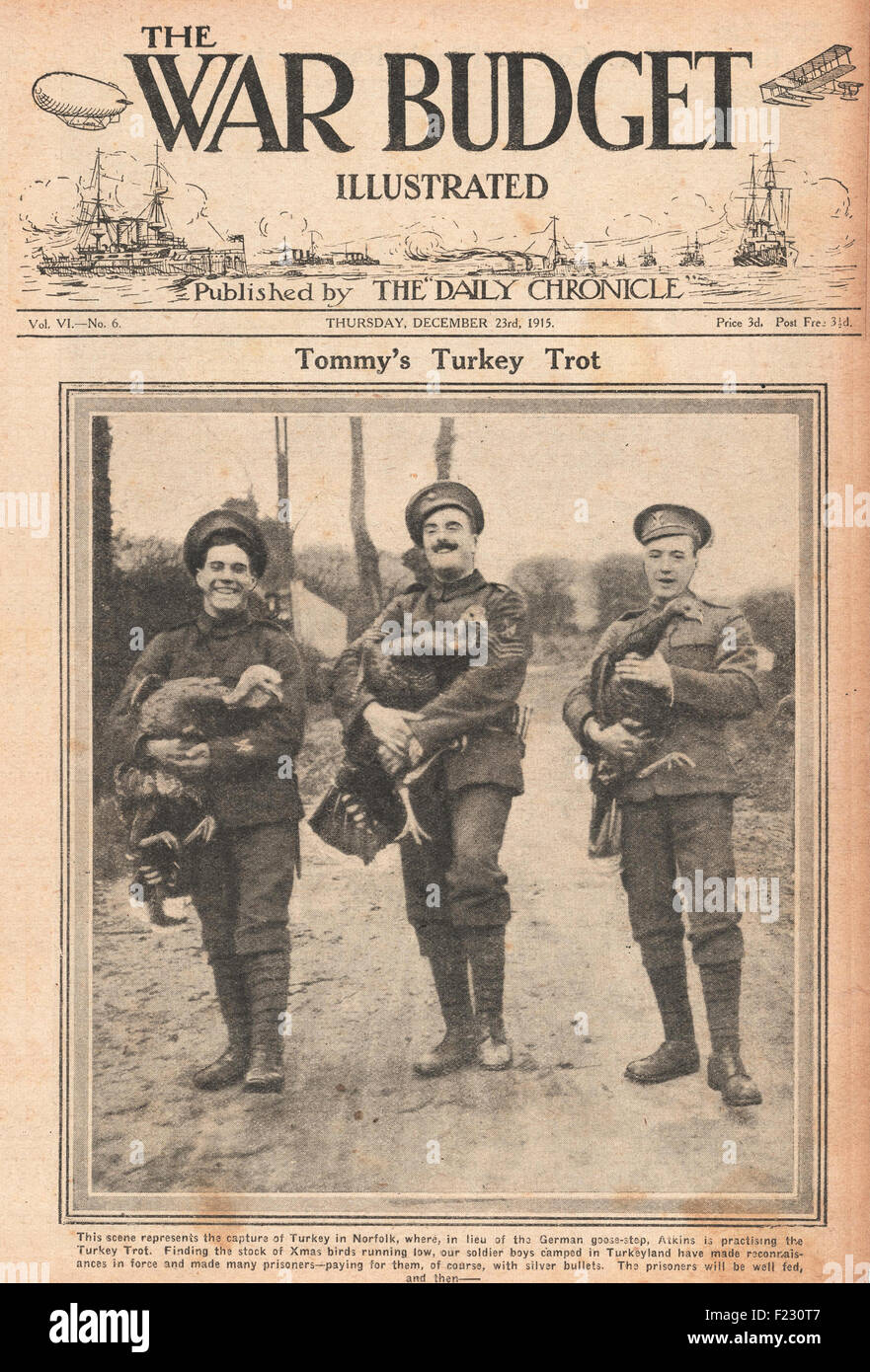 1915 der Kriegshaushalt drei britische Soldaten halten die Truthähne Stockfoto