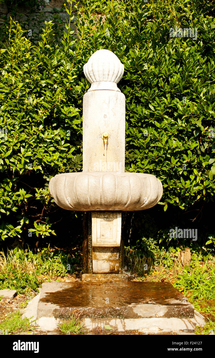 Brunnen, St. Giusto Park - Triest Stockfoto