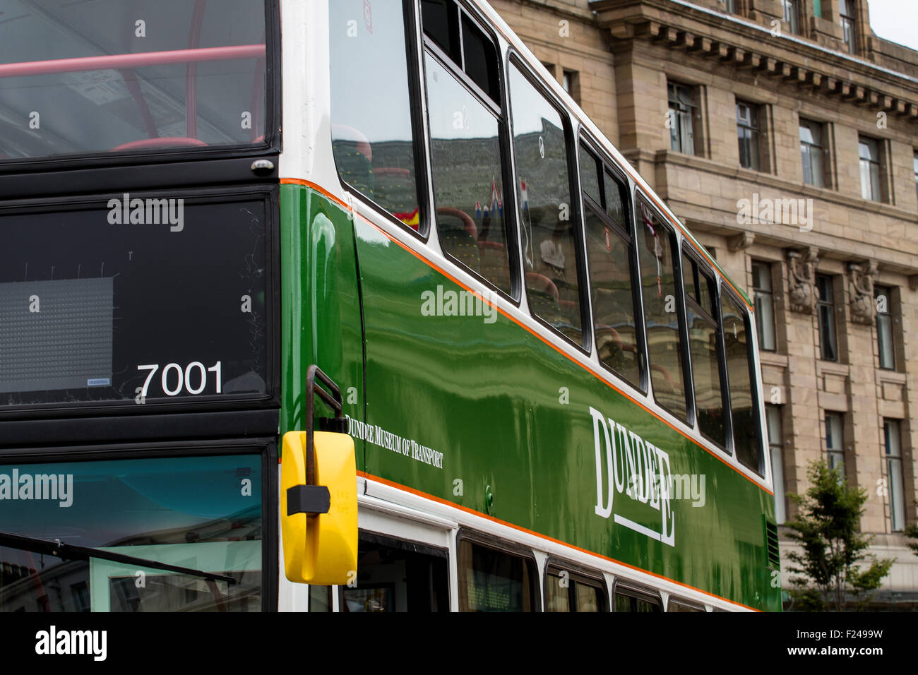 Dundee, Tayside, Scotland, UK, 11. September 2015. Xplore Dundee New City-Bus-Service wird auf 13. September 2015 im Einsatz sein. Xplore Dundee ist Teil der National Express Group ein neues Dundee öffentliches Verkehrsmittel mit einer neuen Flotte von Bussen für die Stadt werden. Bildnachweis: Dundee Photographics / Alamy Live News. Stockfoto