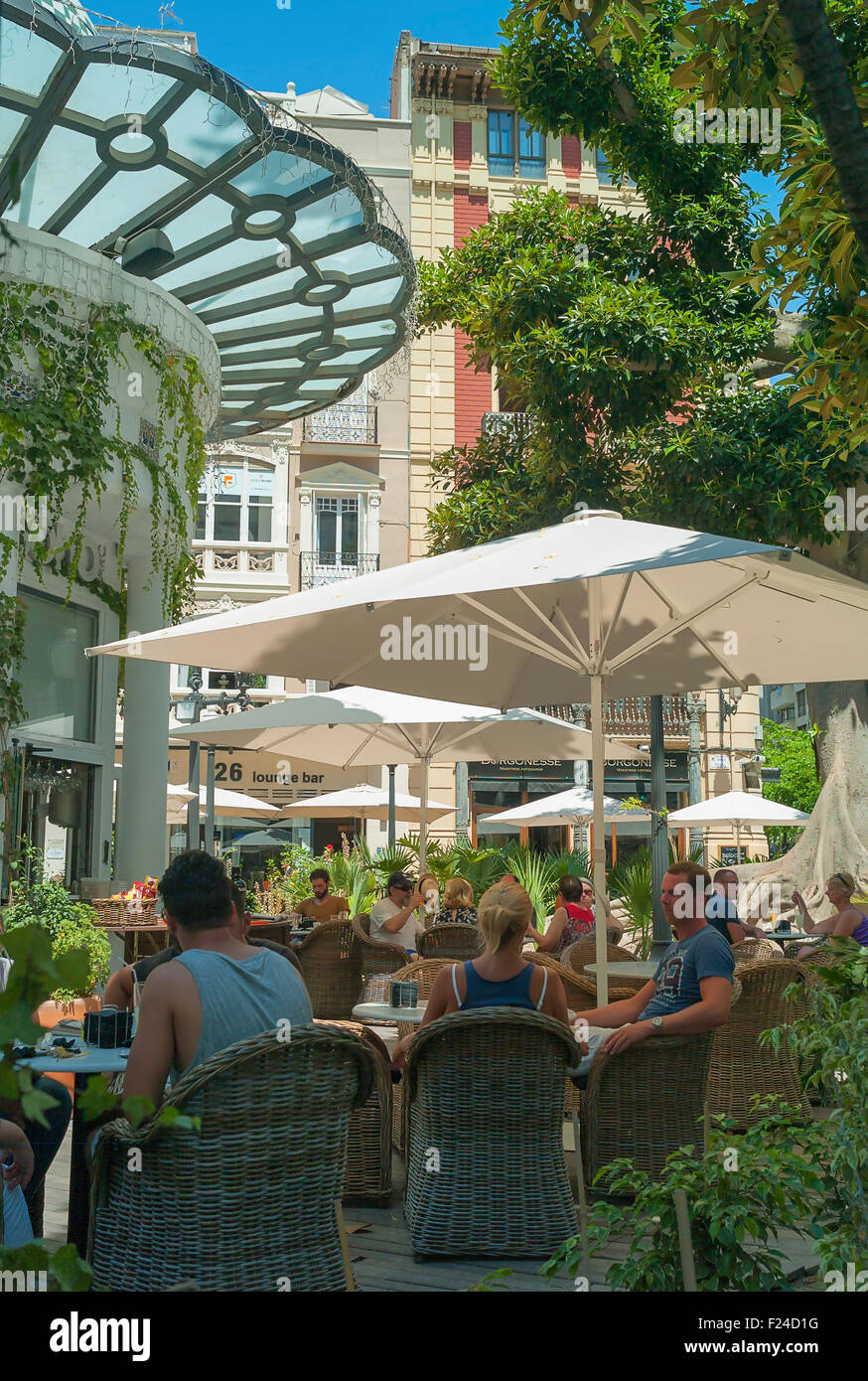 -Ruhen in Coffee-Shops-Alicante (Spanien). Stockfoto