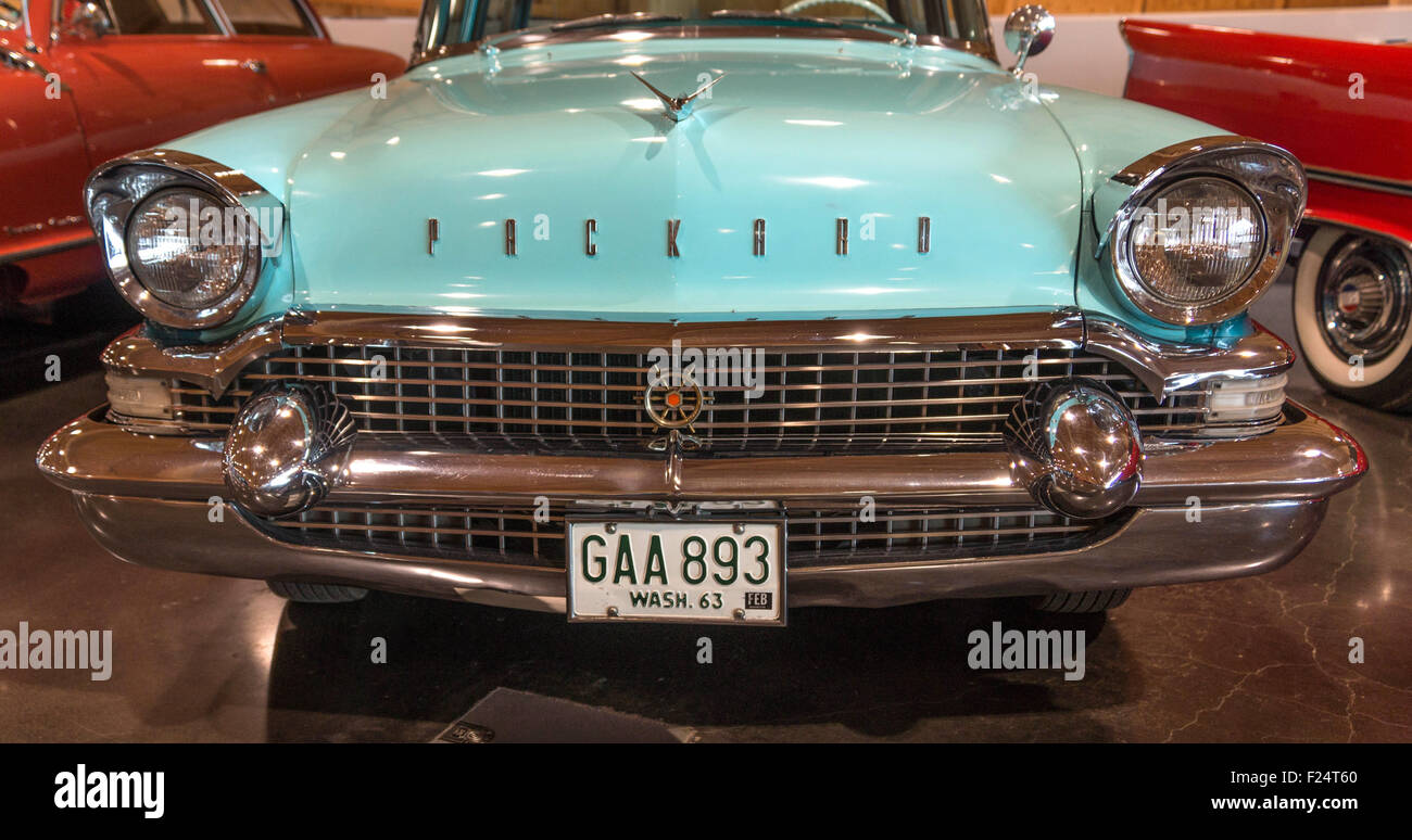 1957-Packard auf dem Display an der amerikanischen Auto-Museum, Tacoma, Washington. 9 Mai 2015. Stockfoto