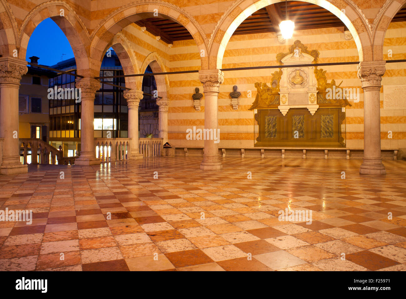 Loggia del Lionello, Udine Italien Stockfotografie Alamy