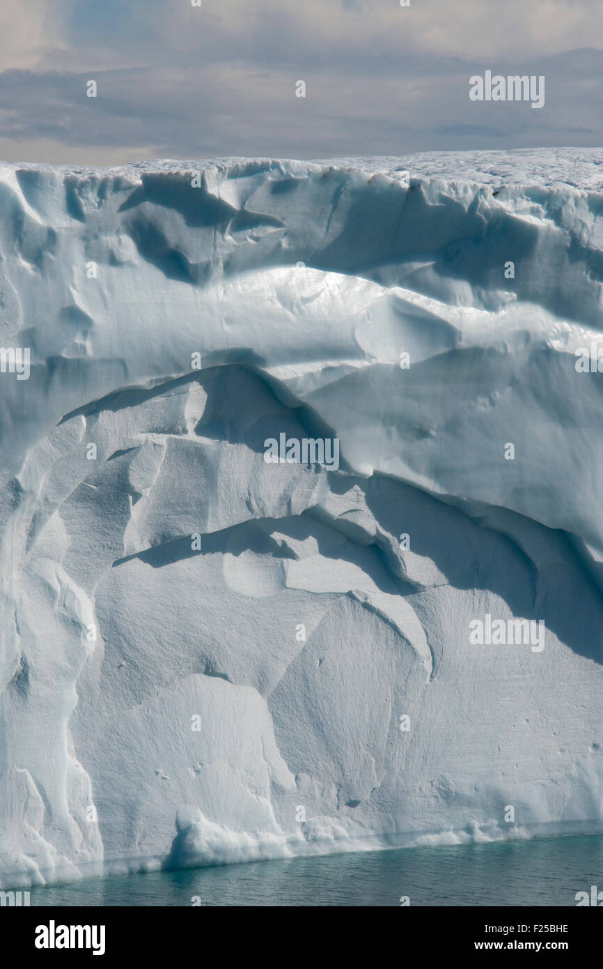 Eisberg in der Nähe von Baffin Island, kanadische Arktis Stockfoto