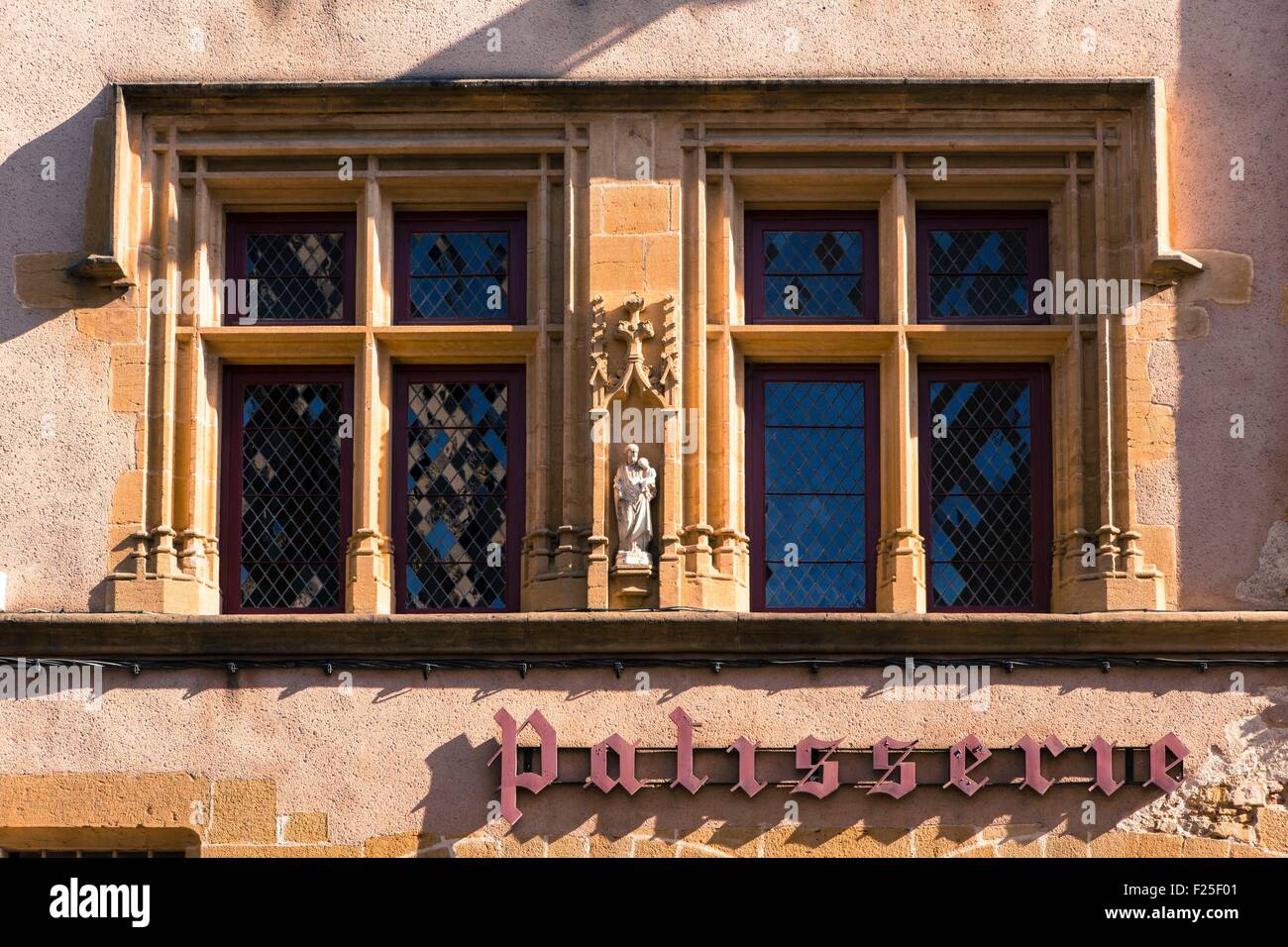 Frankreich, Loire, Charlieu, zweibogigen Fenster, Brionnais Stockfoto