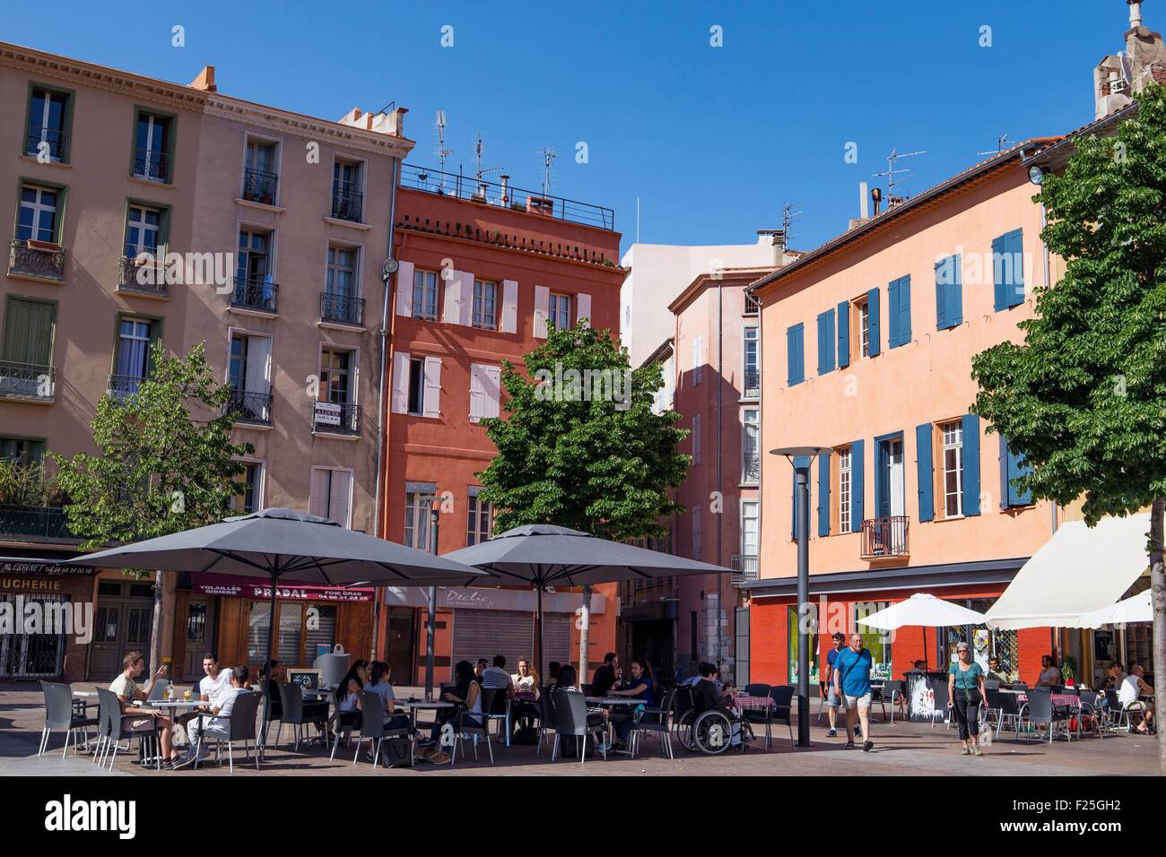 Frankreich, Pyrenäen Orientales, Perpignan, Place De La République Stockfoto