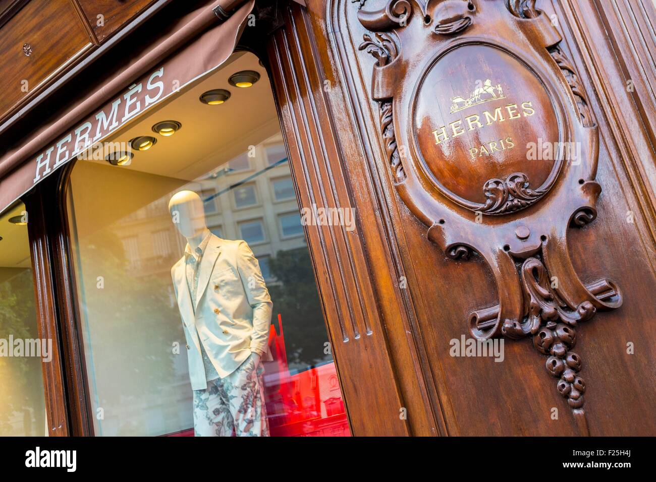 Frankreich, Paris, Avenue George-V, die HermΦs boutique Stockfoto