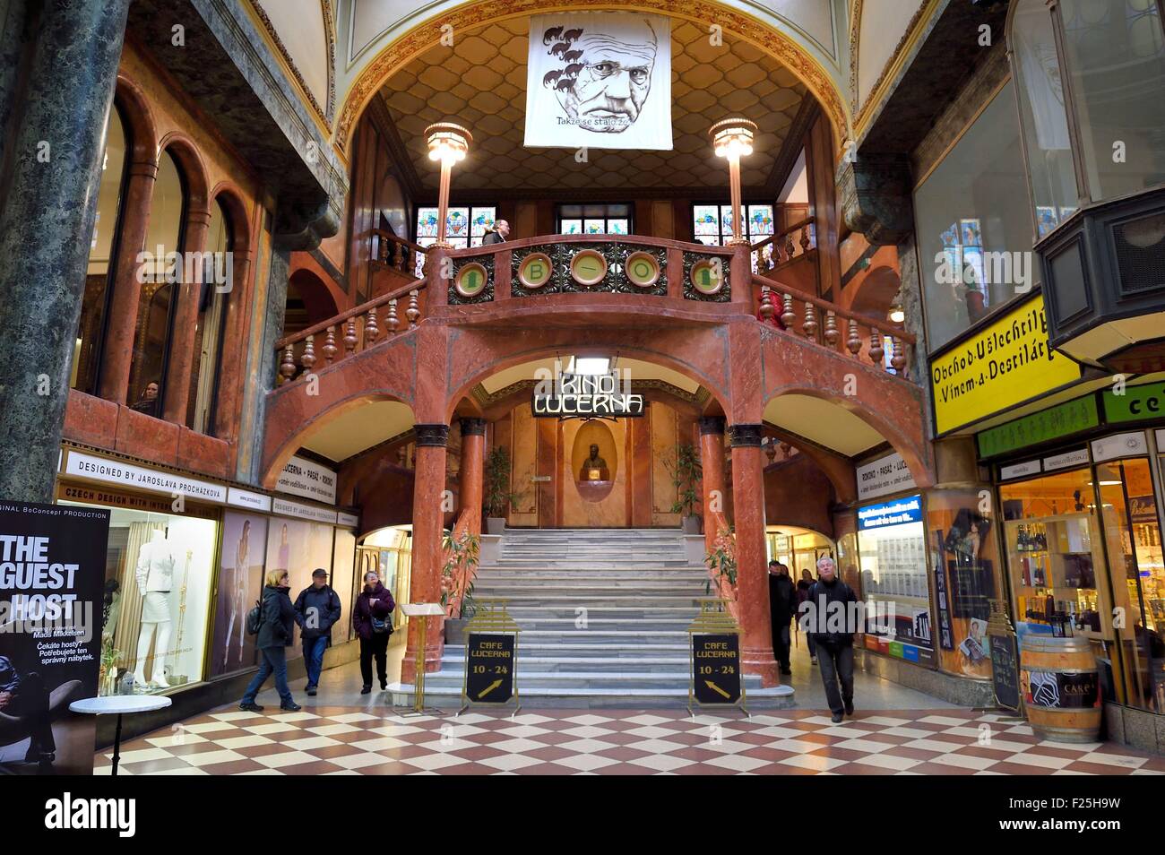 Tschechien, Prag, Altstadt Weltkulturerbe der UNESCO, Neustadt (Nove Mesto), shopping-Arkade der Lucerna-Palast Stockfoto