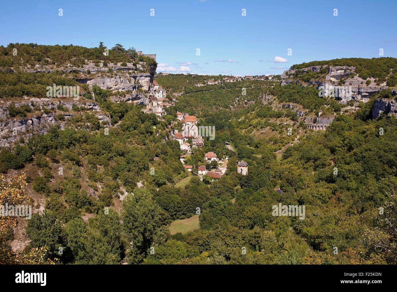Frankreich, Lot, Haut Quercy Rocamadour, Schritt auf dem Weg nach St Jacques de Compostela, Gesamtansicht Stockfoto