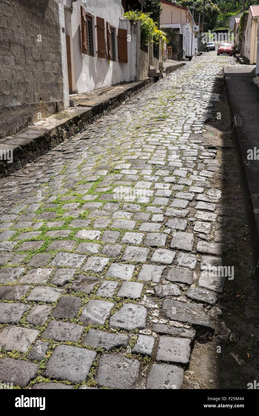 Frankreich, Martinique, Saint-Pierre, gepflasterte Straße Stockfoto