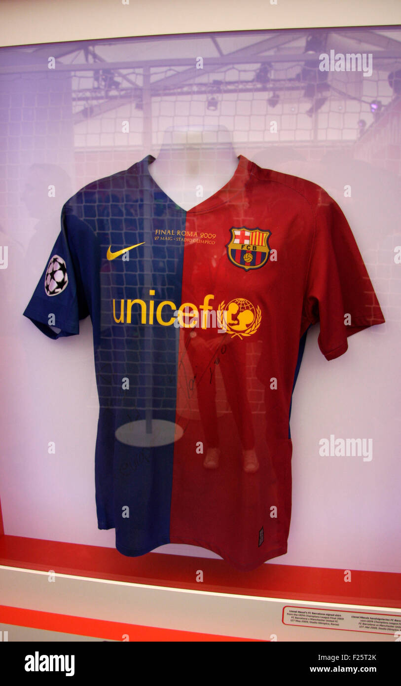 Lionel Messi Trikot Stockfotos Und Bilder Kaufen Alamy