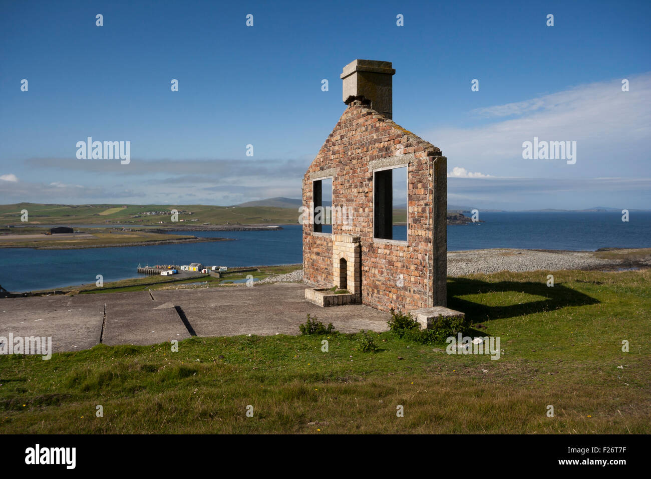 Halb abgerissenen Haus, Sumburgh, Shetland, Schottland, Vereinigtes Königreich Stockfoto