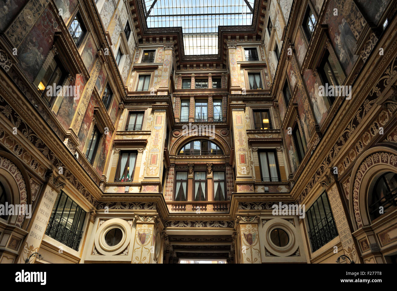 Italien, Rom, Piazza dell'oratorio, Galleria Sciarra, Gebäude im Liberty Stil Stockfoto