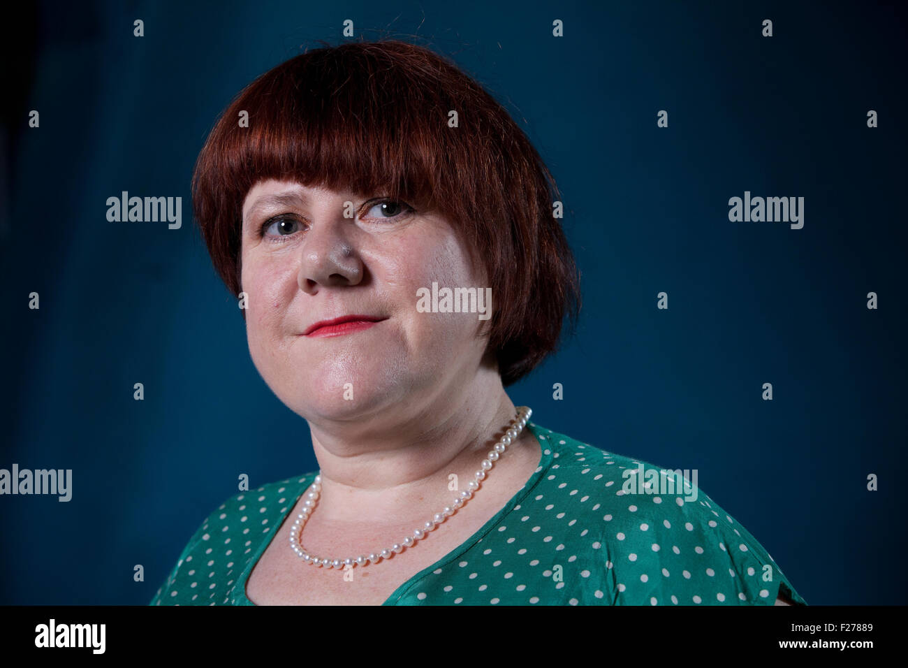 Louise Welsh, britischer Autor von Kurzgeschichten und psychologischen Thriller, bei dem Edinburgh International Book Festival 2015. Edinburgh, Schottland. 22. August 2015 Stockfoto