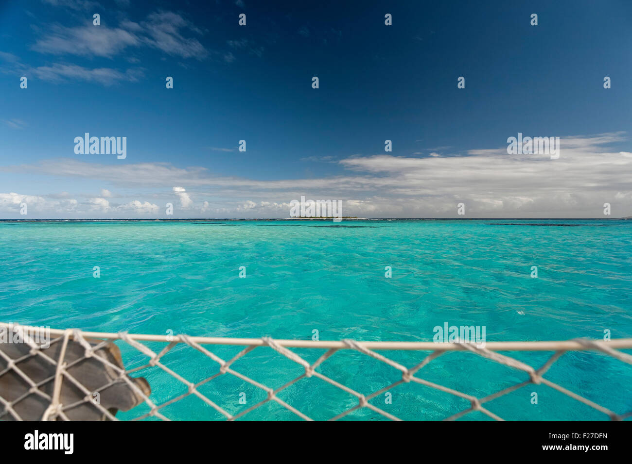Segeln in den Tobago Cays Marine Park, St. Vincent & die Grenadinen Stockfoto