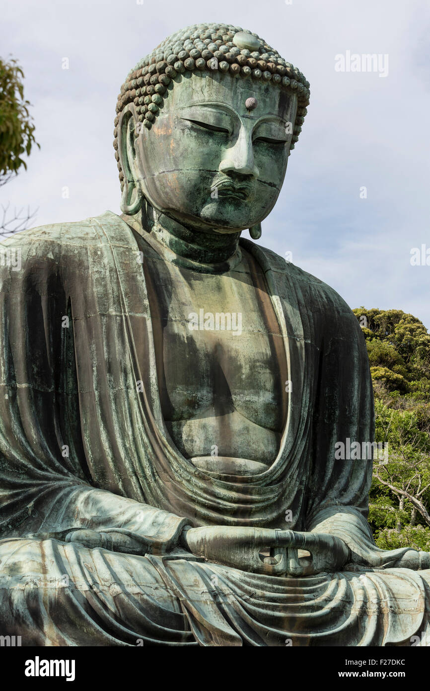 Daibutsu von Kamakura, Präfektur Kanagawa, Japan. Der große Buddha von Kamakura ist eine
