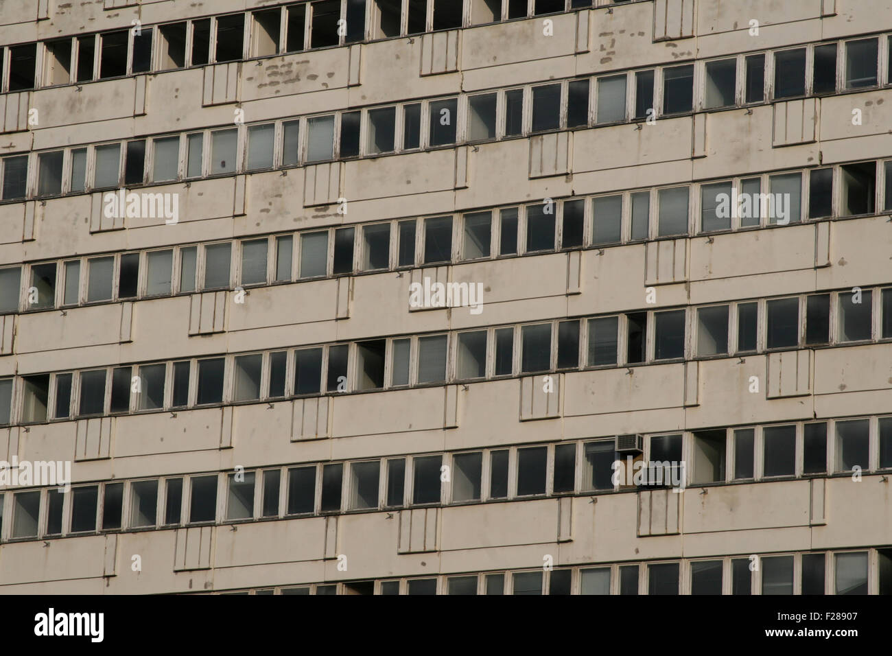 HERUNTERGEKOMMENEN BÜRO WOHNUNG WOHNUNGEN BERLIN Stockfoto
