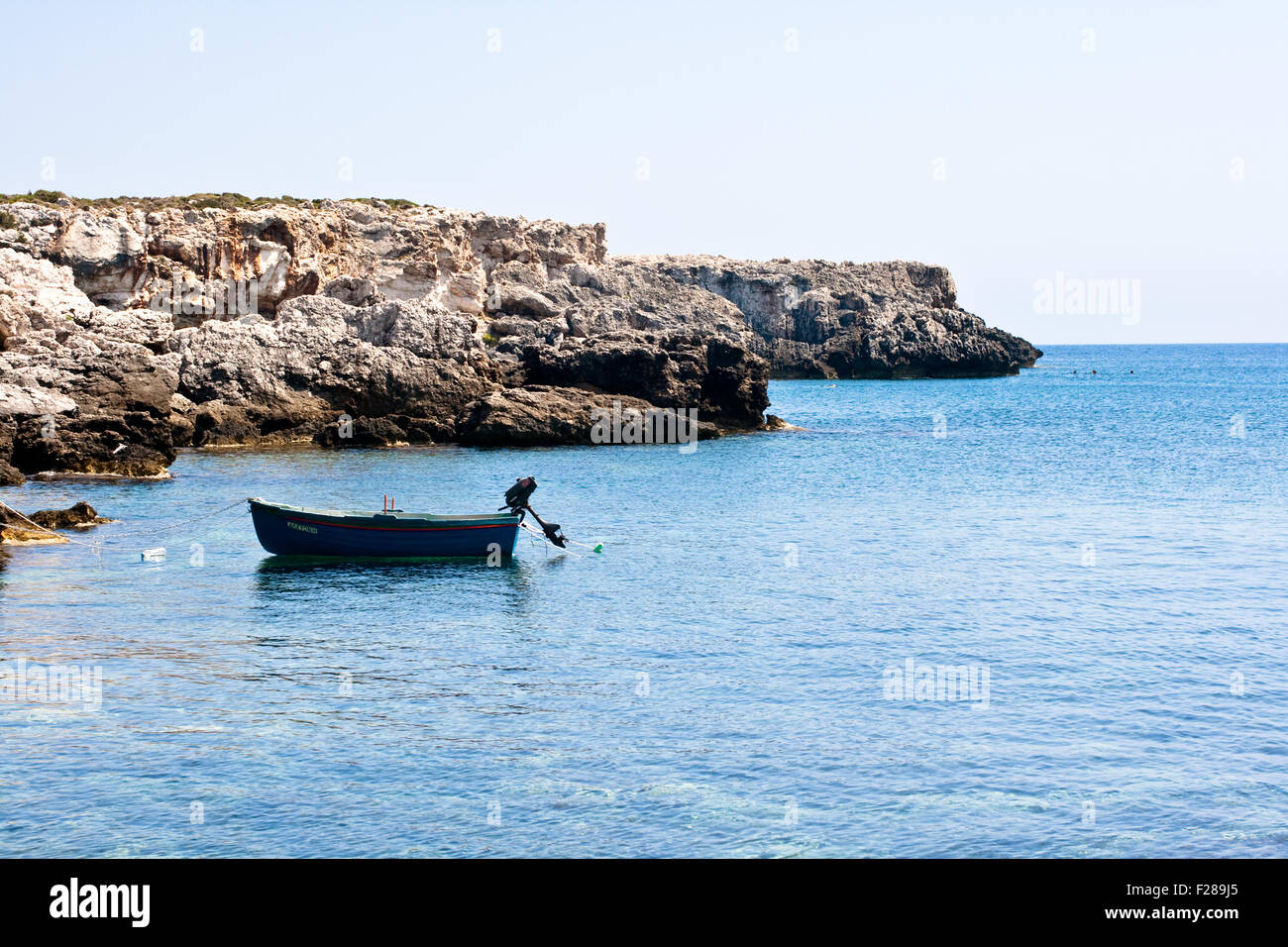 Boot im Meer, Kefalonia Meer - Griechenland Stockfoto