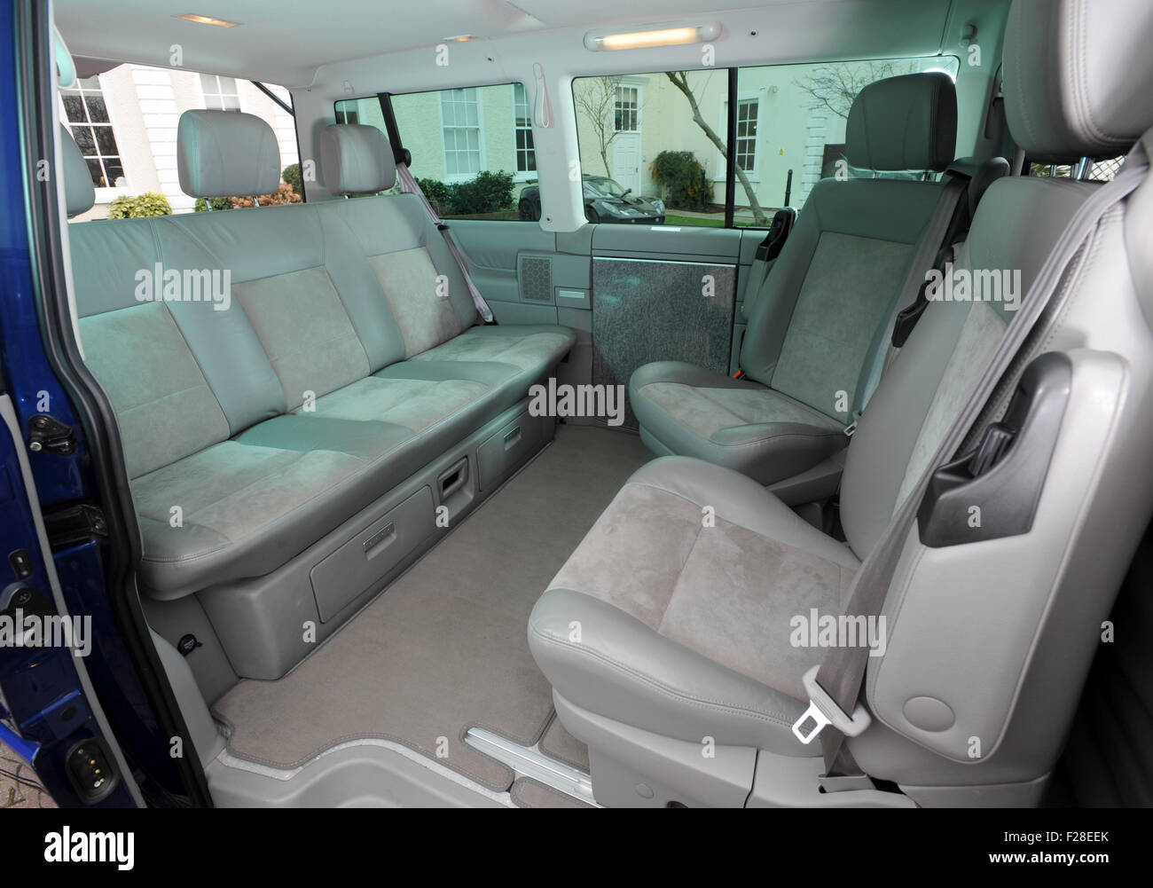 2001 Volkswagen T4 Camper van Interieur Stockfoto, Bild: 87468155 ... 2001 Volkswagen T4 Camper van Interieur Stockfoto, Bild: 87468155 ...