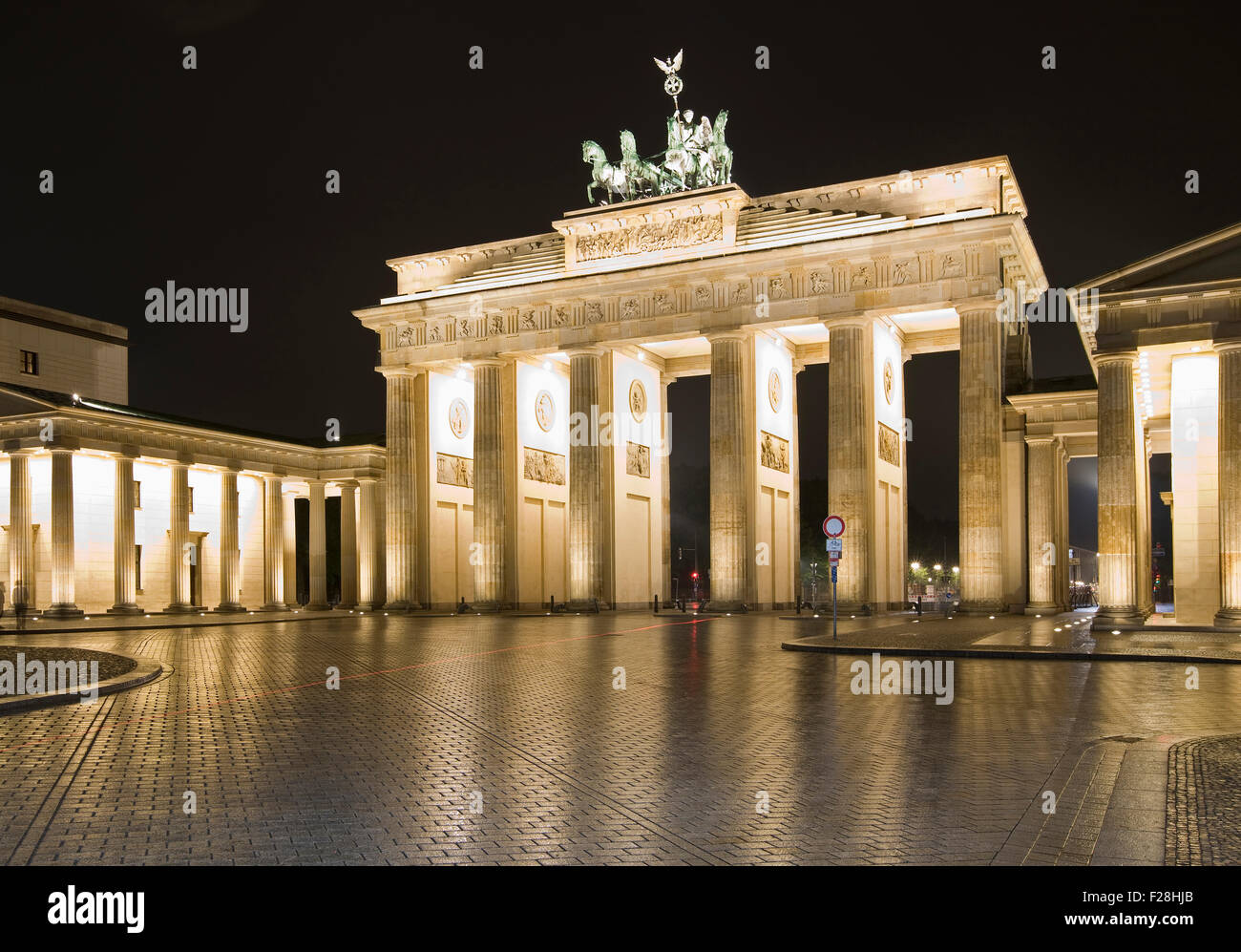 Brandenburger Tor bei Nacht, Berlin, Deutschland Stockfoto