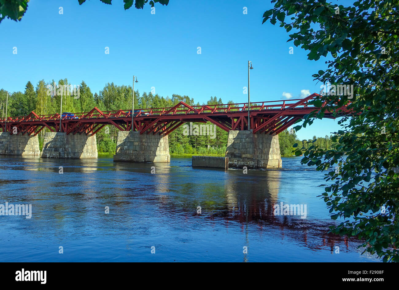 Älteste Holzbrücke in Schwedisch-Lappland, Skelleftea, Schweden, Lejonstromsbron Stockfoto