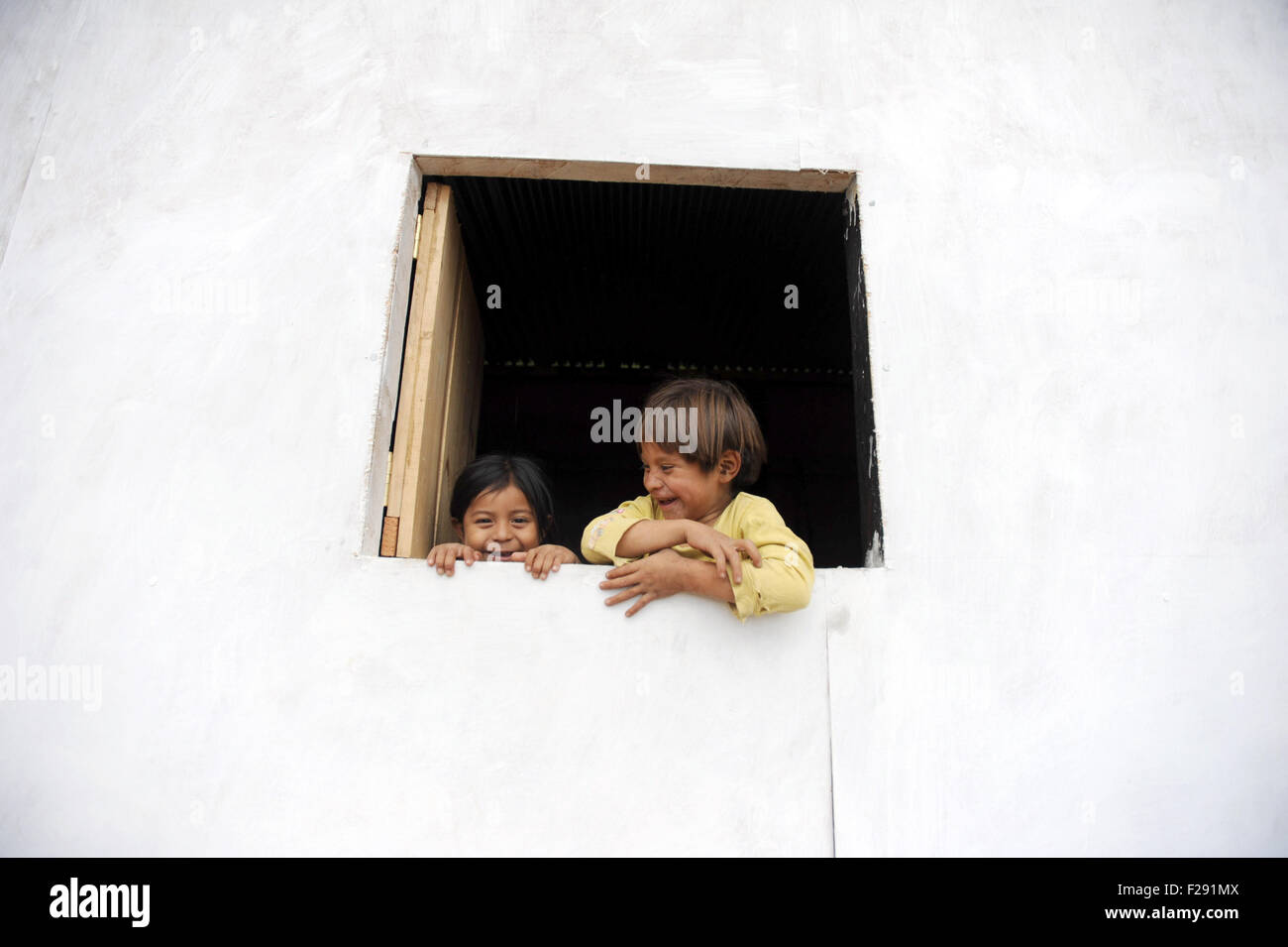Maya indigene Kinder in Aqua Escondida in Solola Abteilung, Guatemala. Stockfoto