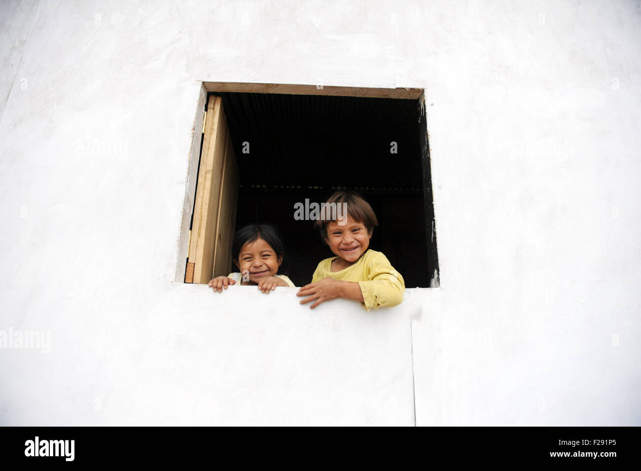 Maya indigene Kinder in Aqua Escondida in Solola Abteilung, Guatemala. Stockfoto