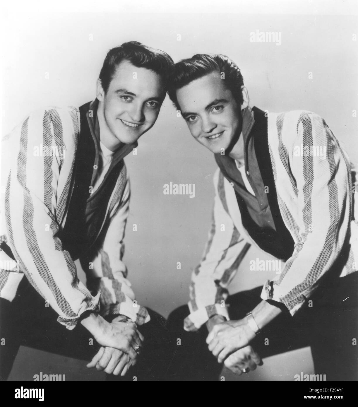 KALIN Zwillinge Promo-Foto der US-Popmusik-Duo im Jahr 1958 Stockfoto