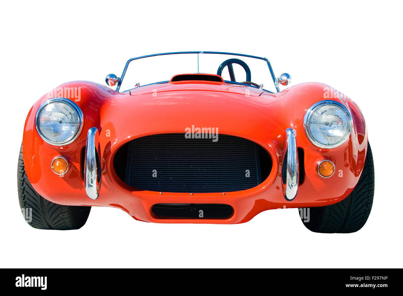 Orange Sport Oldtimer mit Kapuze unten isoliert auf weiß. Stockfoto