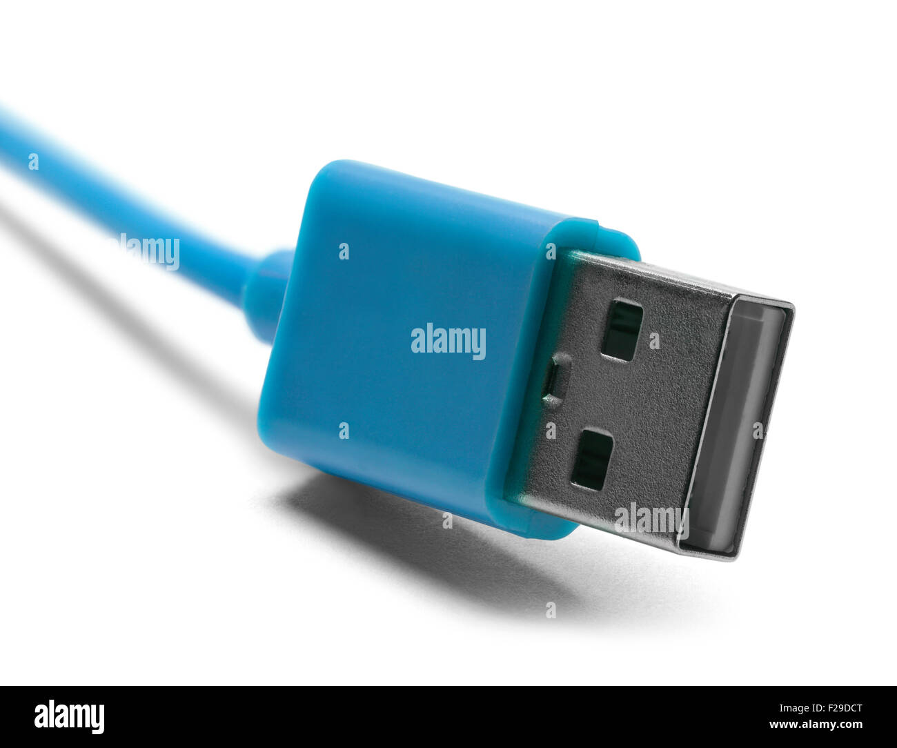 Blaue USB-Kabel isoliert auf einem weißen Hintergrund. Stockfoto