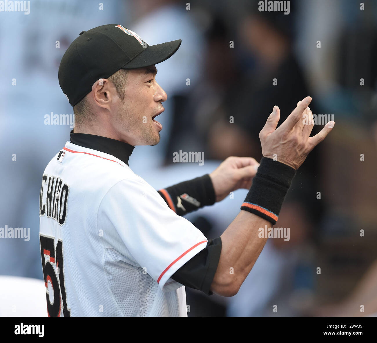 Miami, Florida, USA. 20. Mai 2015. Ichiro Suzuki (Marlins) MLB: Ichiro Suzuki von Miami Marlins vor dem Hauptliga-Baseball-Spiel gegen die Arizona Diamondbacks im Marlins Park in Miami, Florida, Vereinigte Staaten von Amerika. © AFLO/Alamy Live-Nachrichten Stockfoto