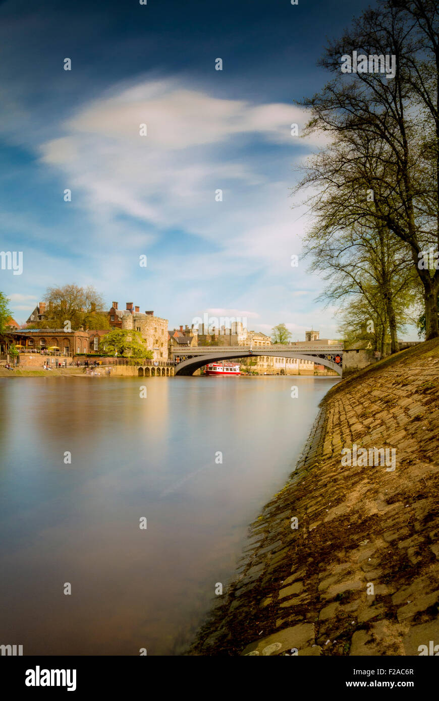 Fluss Ouse und Lendal Bridge, York, UK. Stockfoto