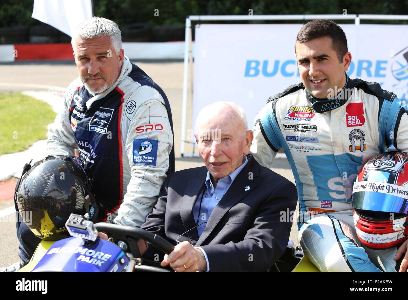 Die Einführung der neuen Race-Karts im Buckmore Park, anlässlich die offiziellen Übernahme der Schaltung von John Surtees.  Mit: Paul Hollywood, John Surtees, Scott Malvern Where: London, Vereinigtes Königreich bei: 15. Juli 2015 Stockfoto