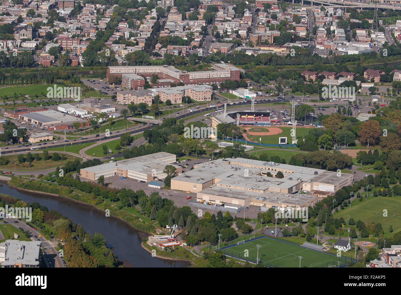 GFP Wilbrod Bherer Schule ist in diesem Luftbild in Québec (Stadt) abgebildet. Stockfoto