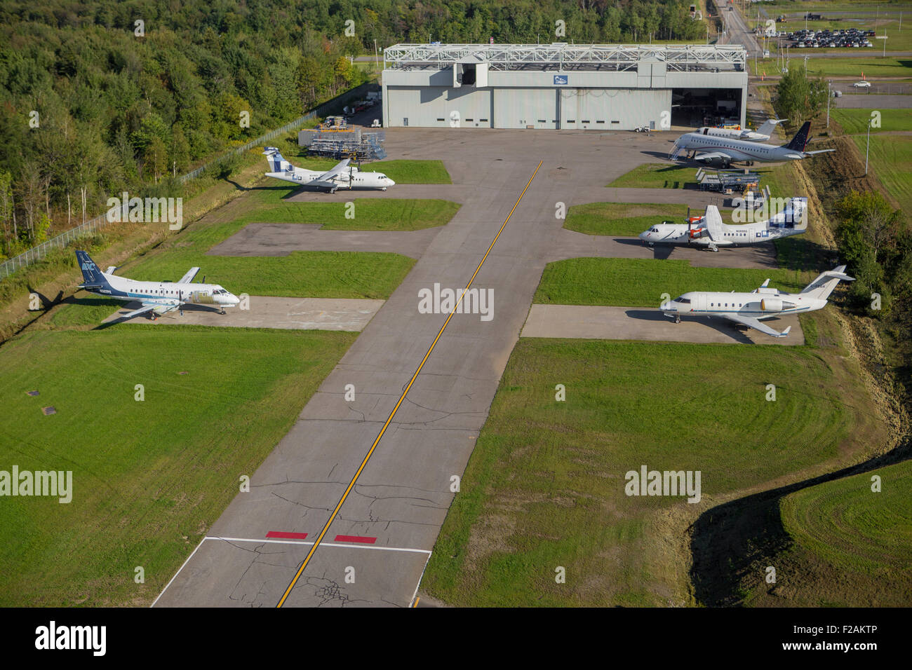 Discovery Air Technical Services ist in diesem Luftbild in Quebec City Discovery Air Technical Services abgebildet. Stockfoto