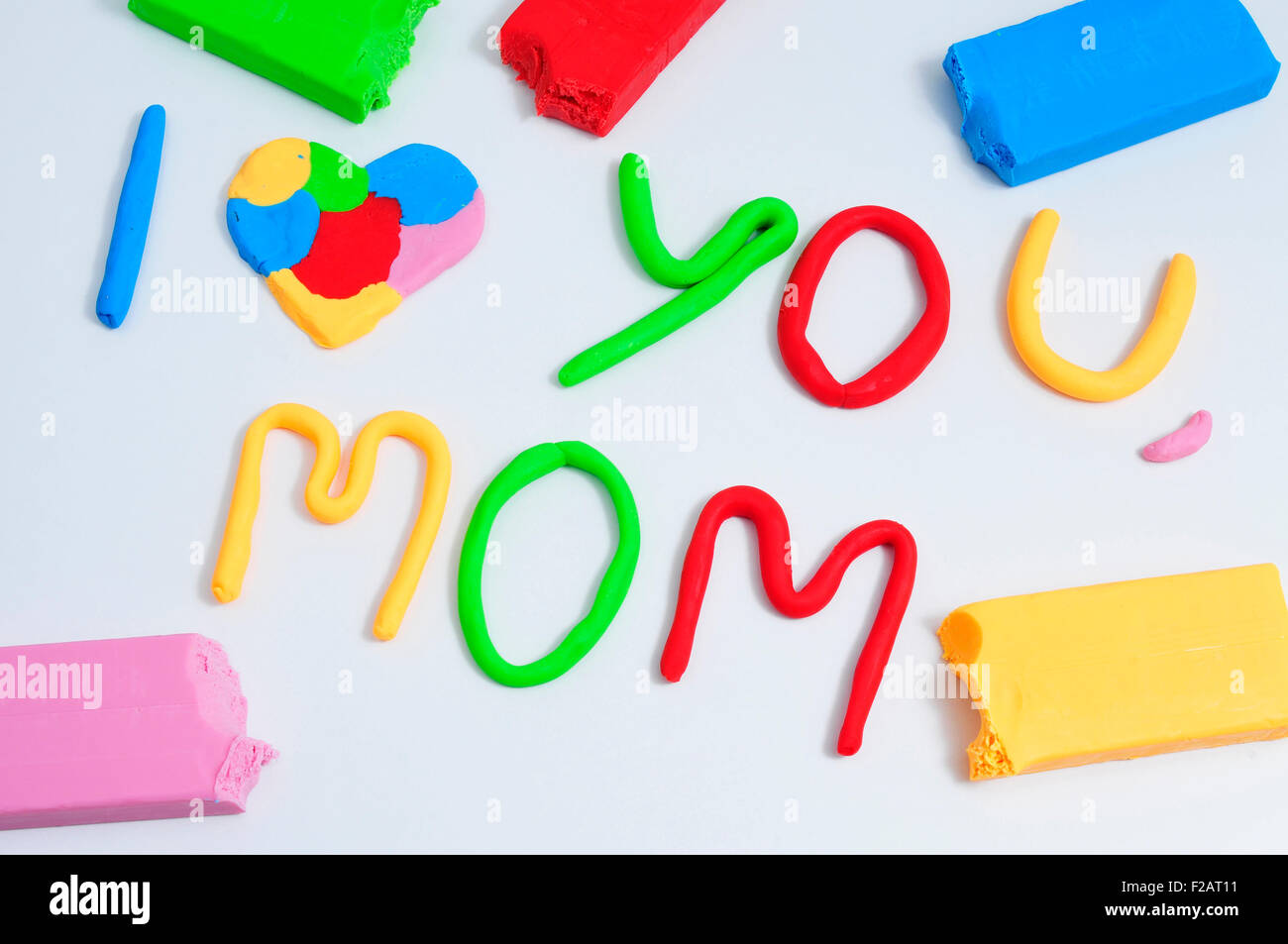 der Satz, den ich dich Mama Liebe, hergestellt in Knetmasse in verschiedenen Farben Stockfoto