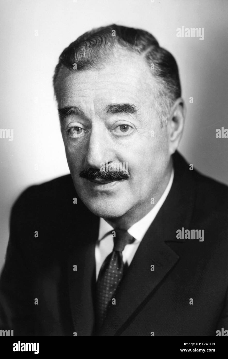 Architekt William J. Levitt, Oktober 1966, Portrait von Fabian Bachrach. Der Präsident der Levitt & Söhne, Inc. gehobelt und Wohngemeinschaften an der Ostküste in den 1950er und 1960er Jahren gebaut. Levitt & Sons, Inc. wurde im Jahr 1968 für eine gemeldete $ 90 Millionen an ITT (International Telephone und Telegraph) verkauft. (CSU 2015 11 1675) Stockfoto