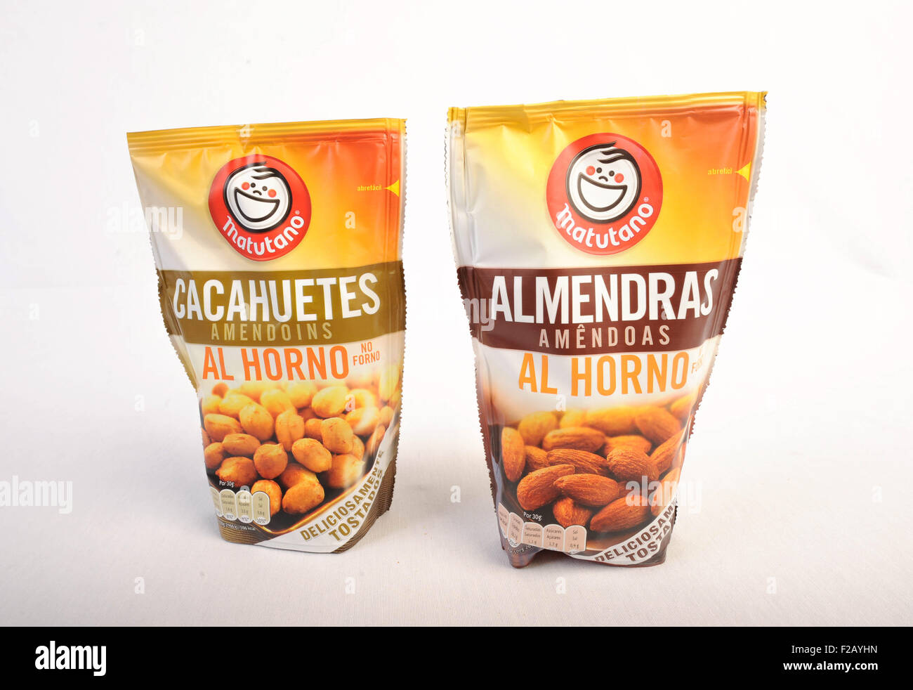Erdnüsse und Mandeln Matutano Cacahuetes y Almendras Matutano Stockfoto