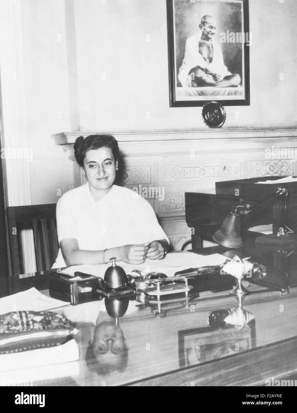 Indira Gandhi war der erste Frau Präsident Indiens nationale Kongresspartei Urteil. 17. Februar 1959. Der 42 Jahre alte Tochter Stockfoto