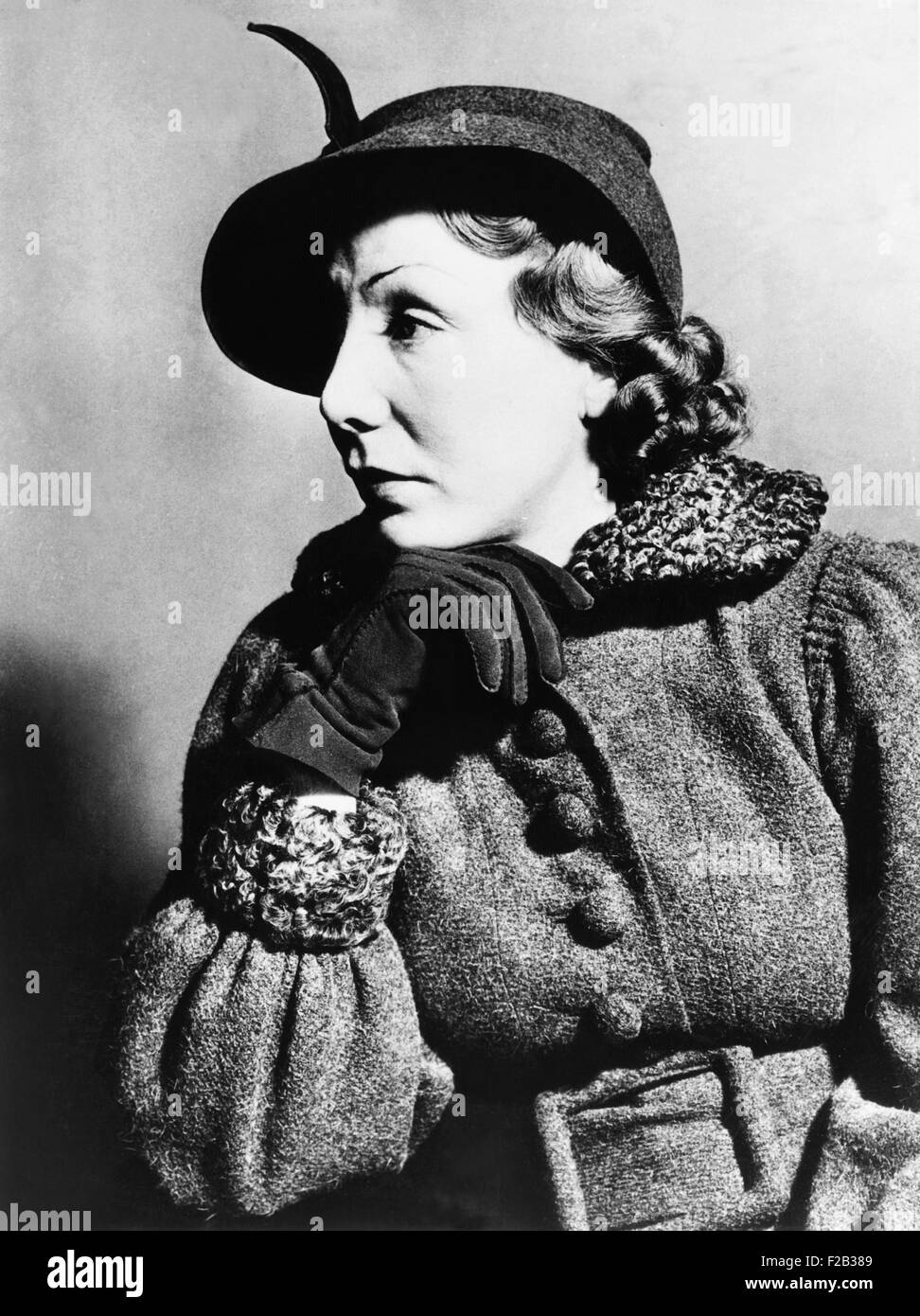 Myrte winterhart, Ehefrau von Oliver Hardy, vor Gericht verklagt Ehemann für $2500 pro Monat Alimente. Los Angeles-Kalifornien, 18. November 1936. (CSU 2015 7 251) Stockfoto